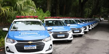 Governo do estado entrega 100 novas viaturas para o Programa Segurança Presente