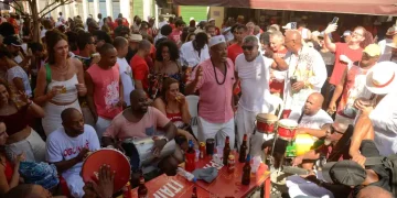 Rio de Janeiro celebra o samba e cresce no setor de serviços: cultura e economia avançam no estado