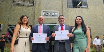 Jonas Dico e Liliu são diplomados prefeito e vice-prefeito de Três Rios