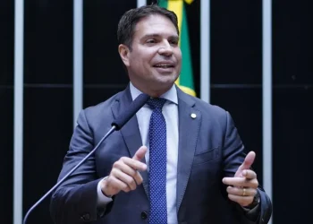 Moraes pede aos Estados Unidos extradição de Ramagem