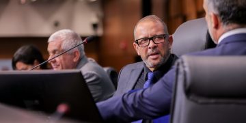 Guilherme Delaroli inicia processo de transição no comando da Alerj