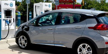 Os créditos fiscais para veículos elétricos acabaram nos EUA. E agora?