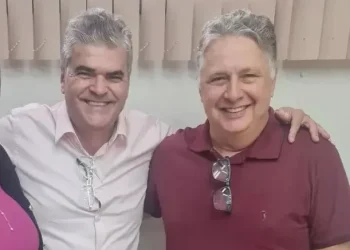 Garotinho rompe com Washington Reis e recusa apoiar Paes ao som de “A Amizade”