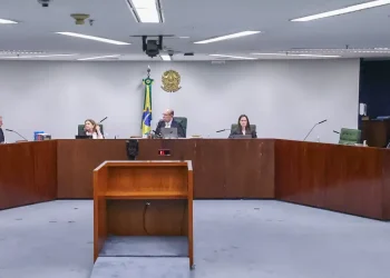 STF começa a julgar hoje se mantém prisão de ex-presidente do BRB