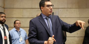 Rogério Amorim chama Luiz Paulo de “marionete” de Eduardo Paes e acirra debate sobre eleição da Alerj