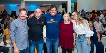 Encontro político em Araruama reúne lideranças e projeta cenário eleitoral na Região dos Lagos