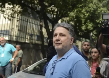 Prefeita de Guapimirim destaca avanços na saúde e rebate críticas em balanço da gestão