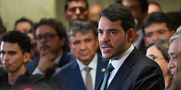 Rejeição de Jorge Messias ao STF repercute entre ministros, expõe articulação política e leva governo a avaliar novo nome