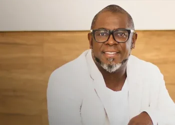 Disputa interna no PT coloca em xeque suplência de Benedita ao Senado