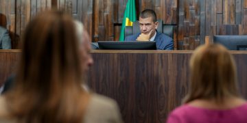 Alerj ganha tempo e adia decisão sobre prisão de Thiago Rangel em meio a crise política no RJ