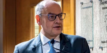 Enxurrada de exonerações de Ricardo Couto já provoca debate sobre legado e futuro do próximo governo do Rio