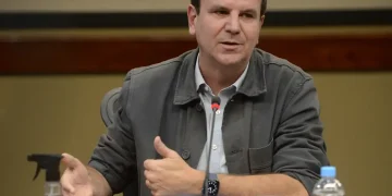 Sem apresentar estratégia concreta, Eduardo Paes critica governo Castro e volta a defender política de “neutralização” no Rio