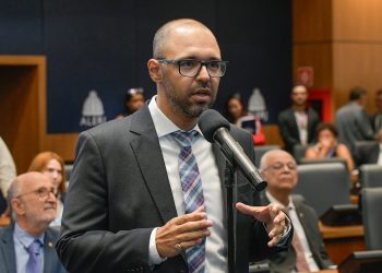 Knoploch mira Antônio Peres e faz novas críticas a integrantes do PL por aproximação com Eduardo Paes