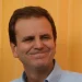 Evento de Paes em São Gonçalo é marcado por denúncias de pagamento a participantes