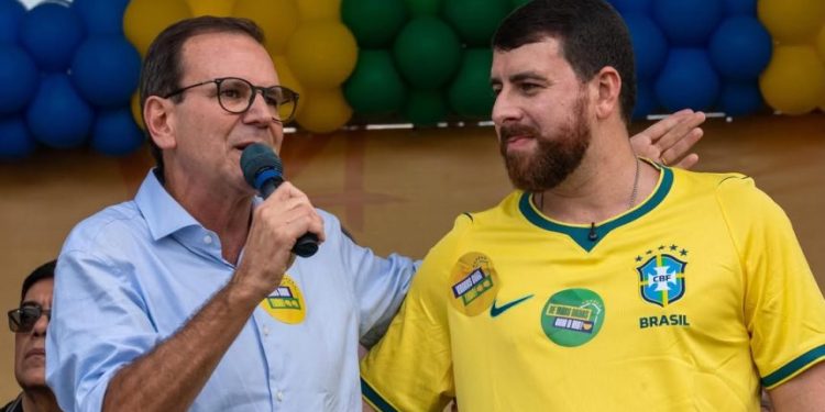 Paes prestigia pré-campanha de Renato Cozzolino em Magé, mas aliança ainda não aproxima famílias rivais