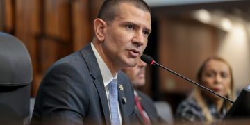 Douglas Ruas defende ampliação das escolas cívico-militares no Estado do Rio