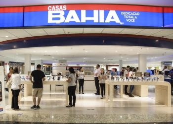 Casas Bahia pede recuperação judicial após prejuízo de R$ 10,1 bilhões