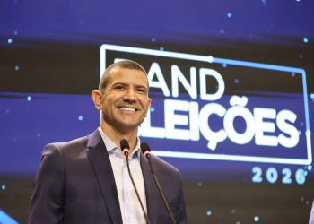 Em debate, Douglas Ruas apresenta propostas para segurança e saúde no Rio