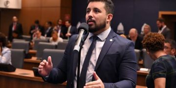 Yuri Moura rompe com direção do PSOL e acusa partido de perseguição