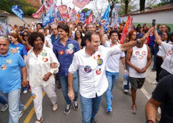 TRE-RJ é acionado após Eduardo Paes ser acusado de ignorar decisão judicial sobre propaganda eleitoral