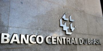 Mercado financeiro reduz projeção do IPCA para 5% em 2026