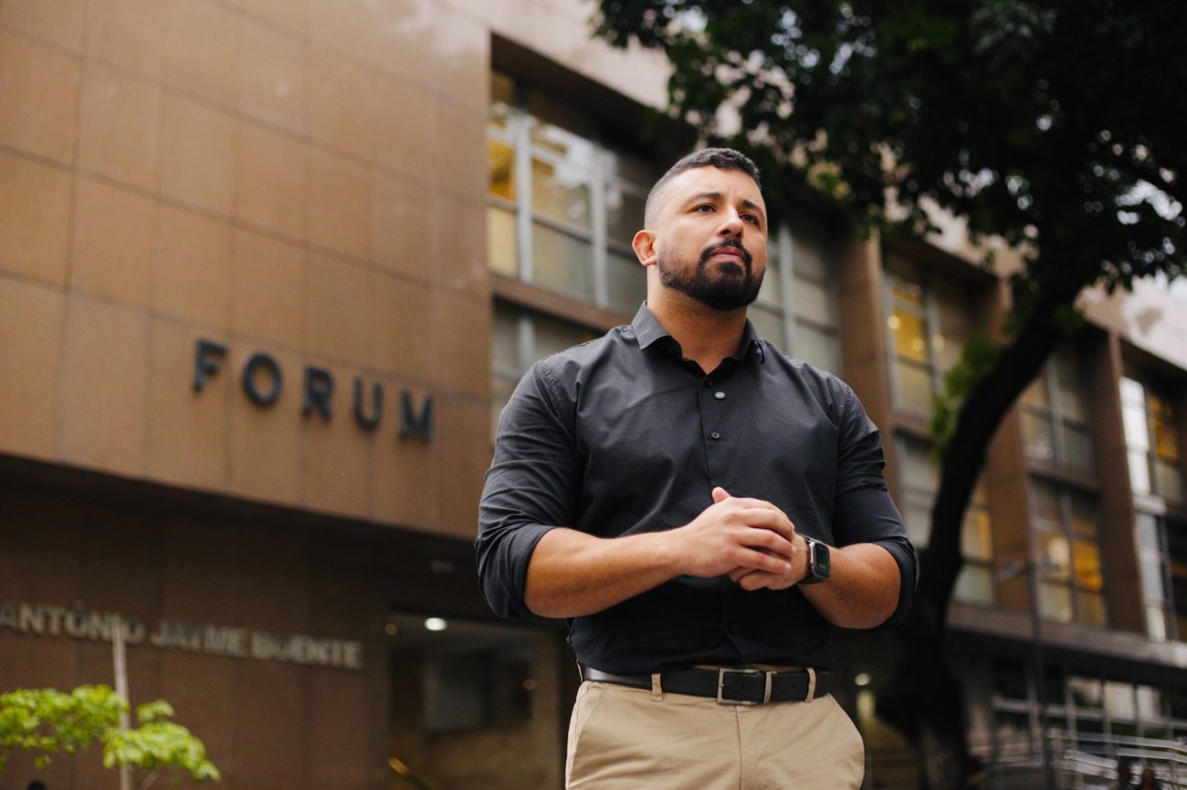 TJ adia julgamento de recurso de Yuri Moura contra condenação em ação de Castro