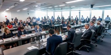 Alerj aprova parecer do orçamento do RJ para 2027, com déficit de R$ 13,9 bilhões