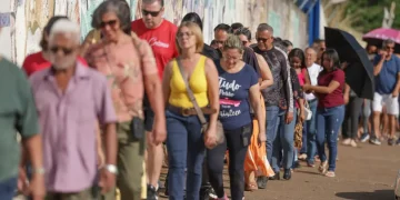Eleitores do Rio ficam sem votar mesmo com prorrogação até as 19h