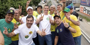 Ruas leva série de carreatas ao Noroeste Fluminense em apoio a Flávio Bolsonaro